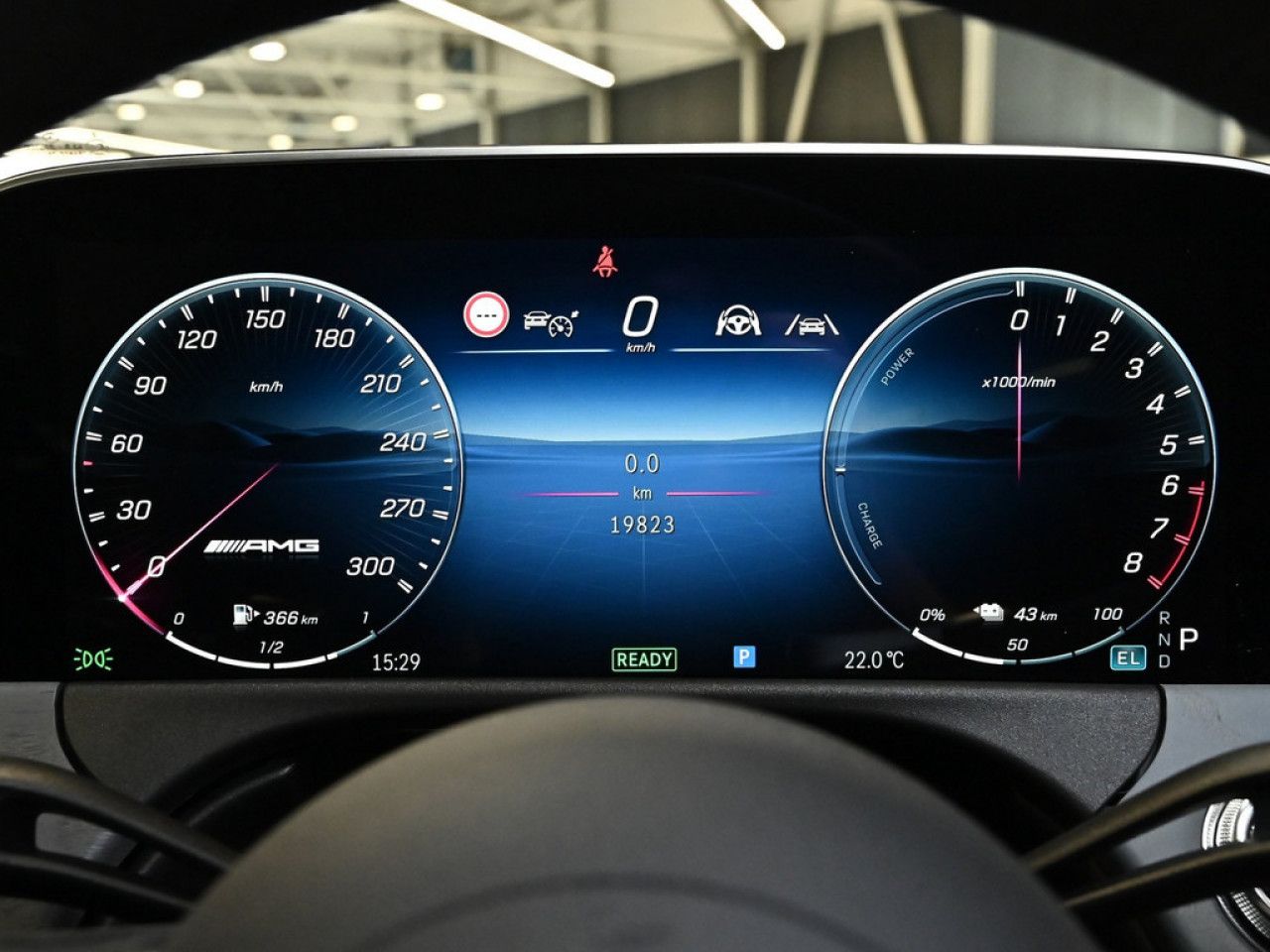 Mercedes-Benz E-Klasse – Bild 18