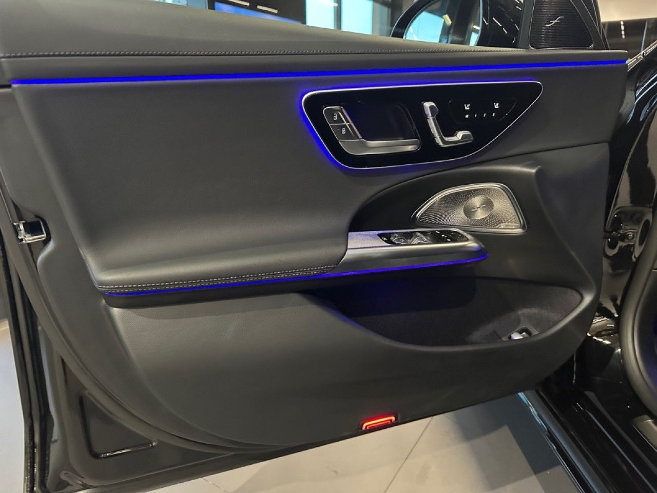 Mercedes-Benz E-Klasse – Bild 18