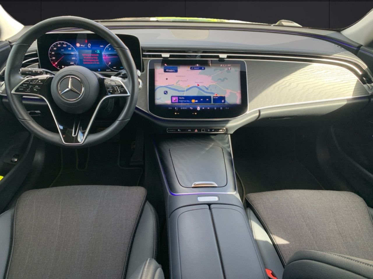 Mercedes-Benz E-Klasse – Bild 12