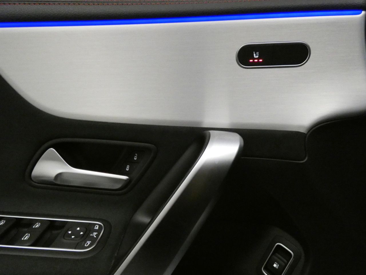 Photo du v&eacute;hicule 13 / 18