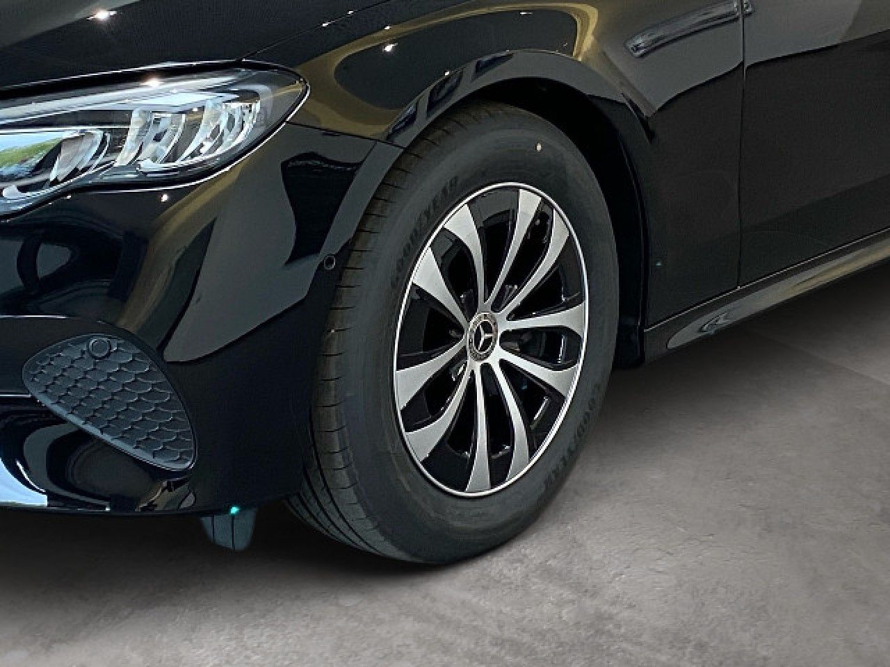 Mercedes-Benz E-Klasse – Bild 5