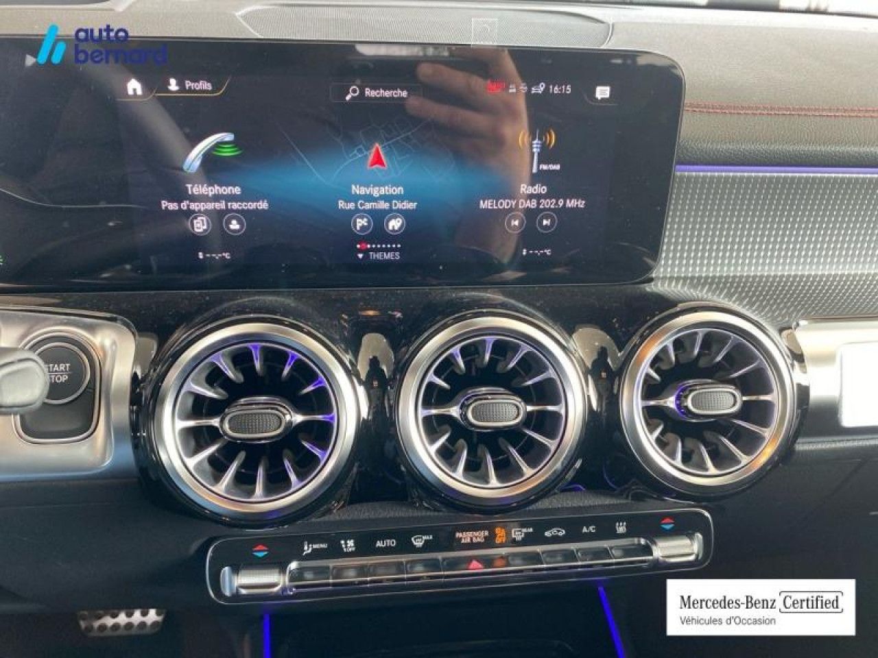 Photo du v&eacute;hicule 15 / 18