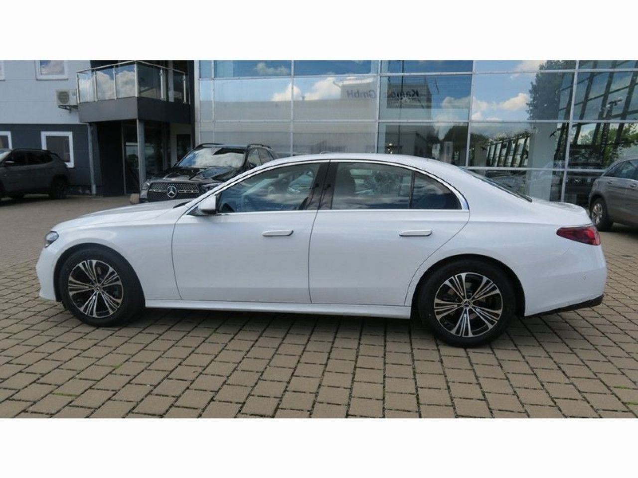 Mercedes-Benz E-Klasse – Bild 12