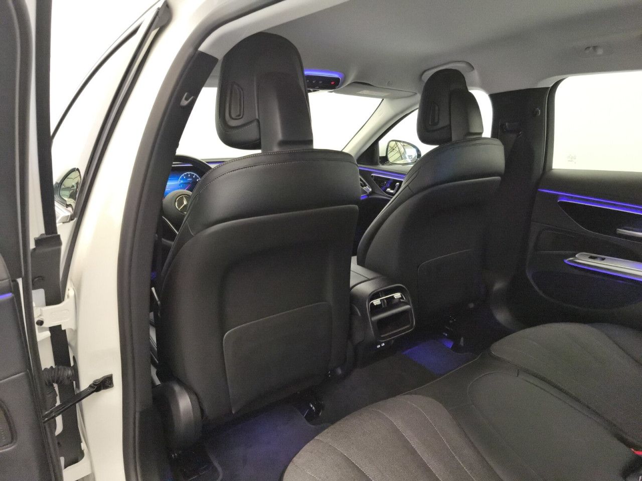Mercedes-Benz E-Klasse – Bild 19