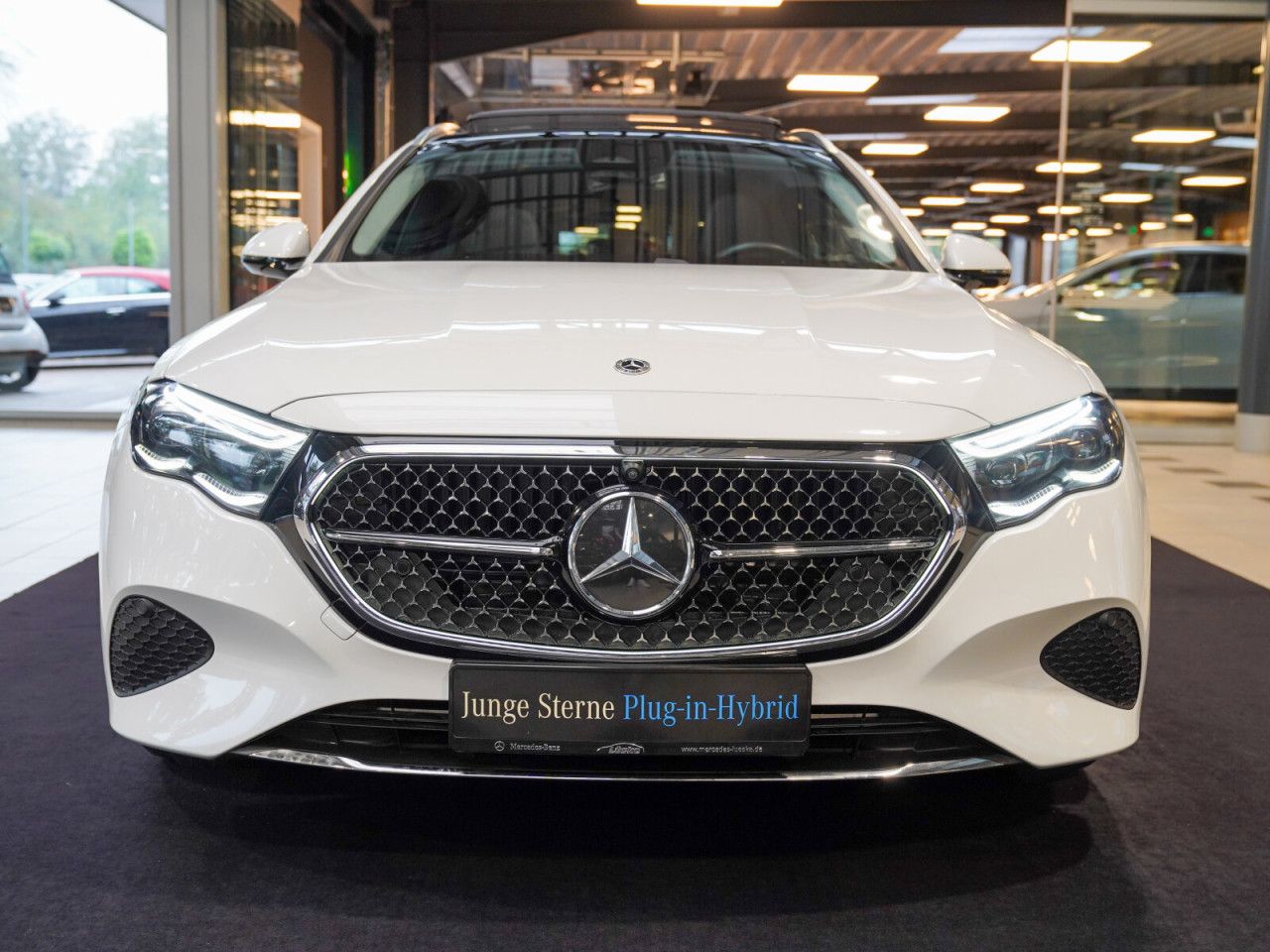 Mercedes-Benz E-Klasse – Bild 3
