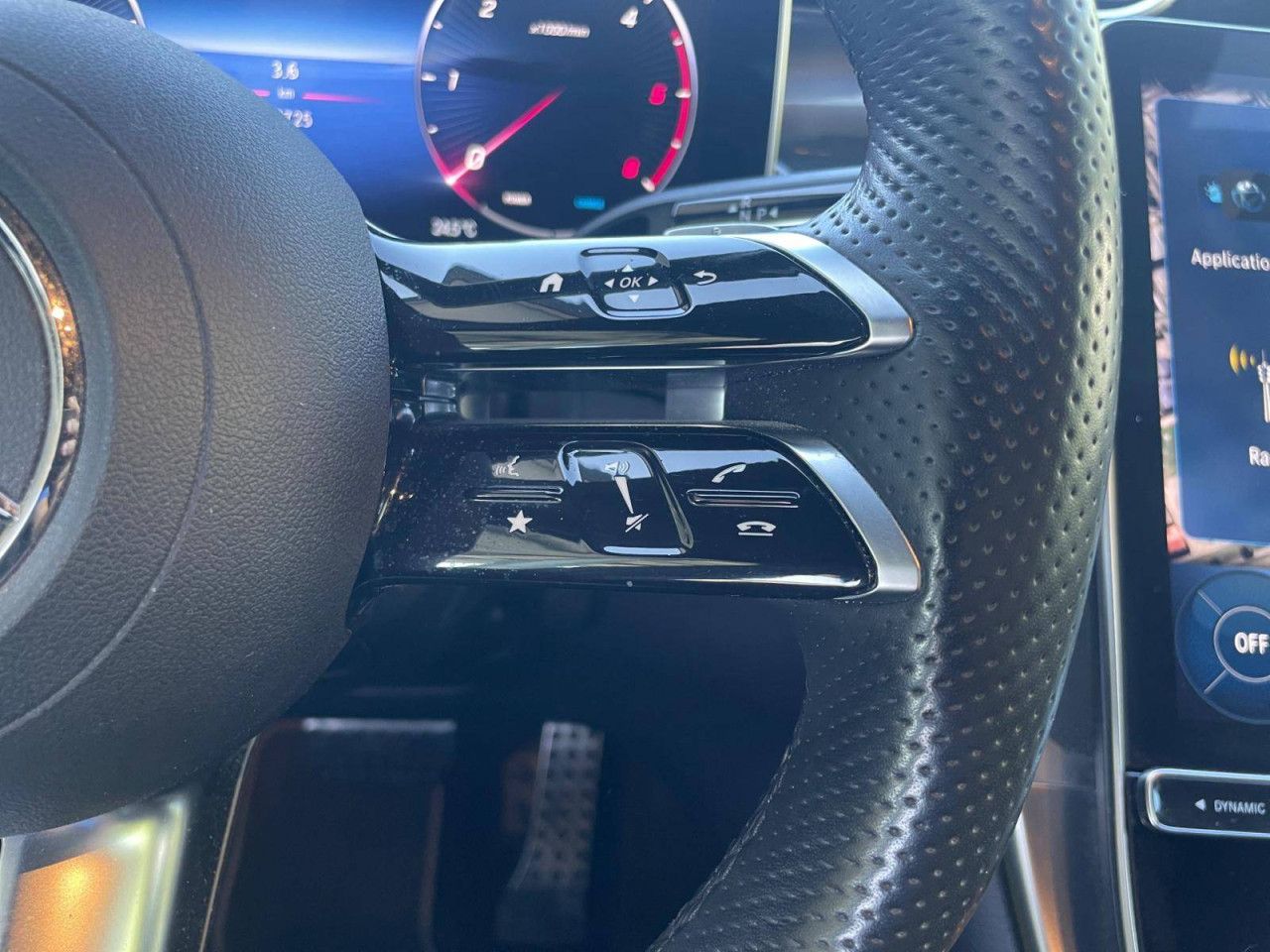 Photo du v&eacute;hicule 17 / 18