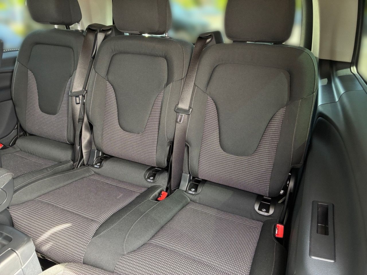 Mercedes-Benz EQV – Bild 9