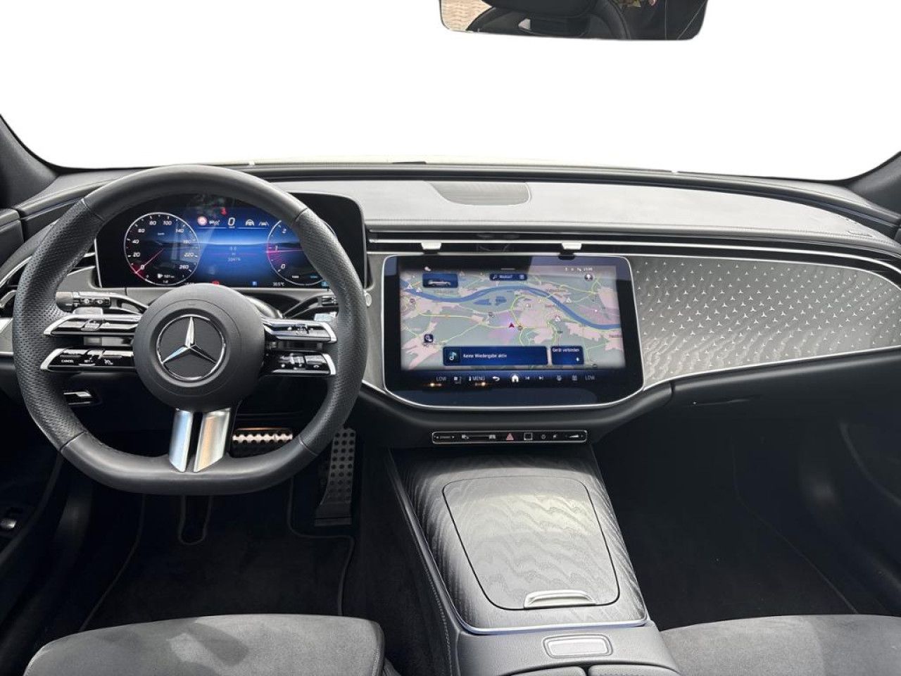 Mercedes-Benz E-Klasse – Bild 8