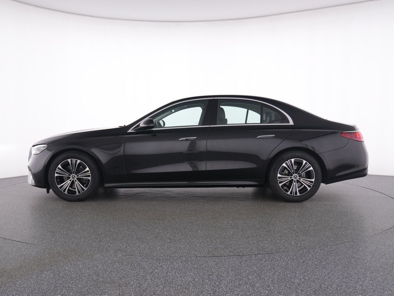 Mercedes-Benz E-Klasse – Bild 10