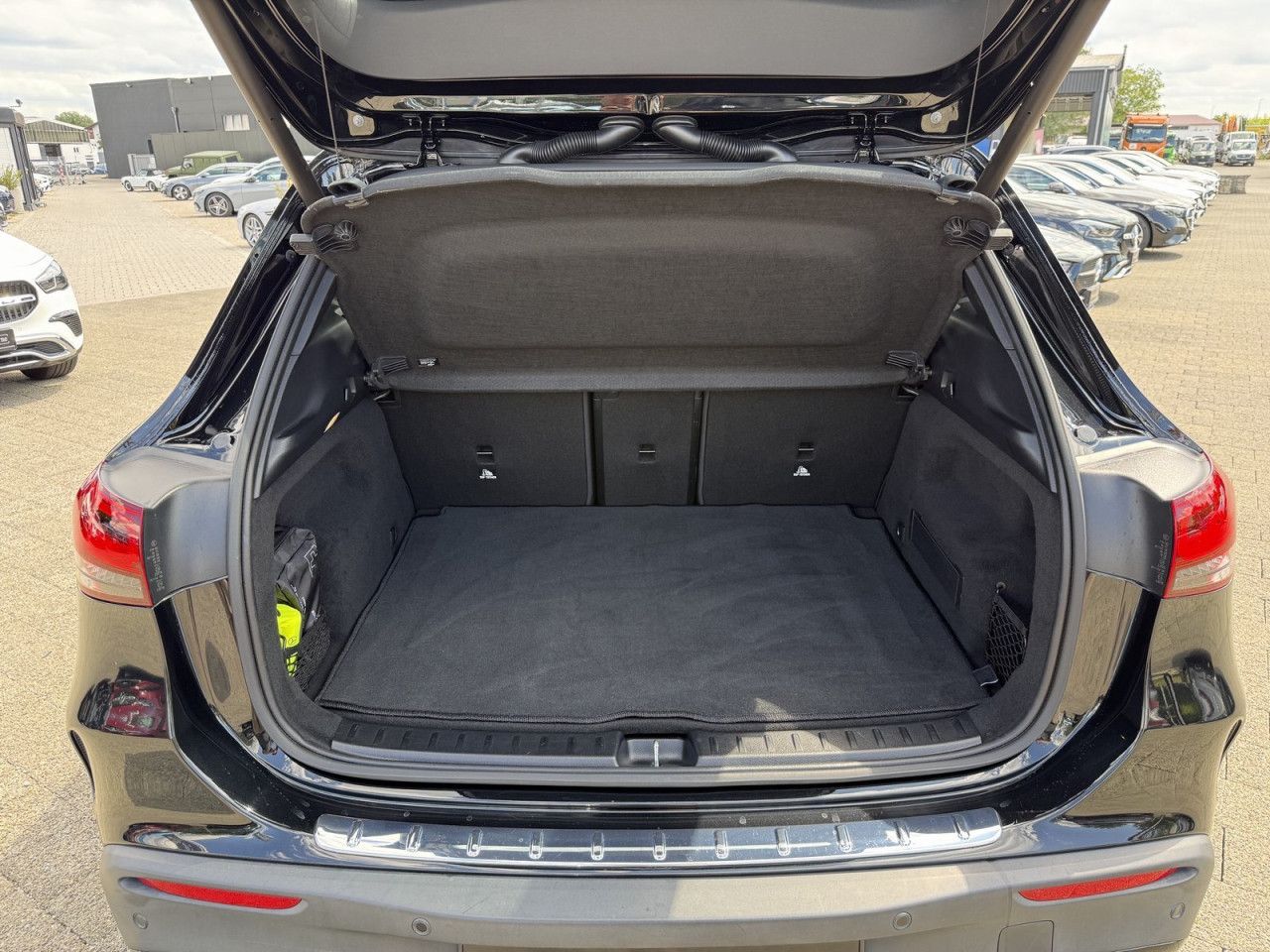 Mercedes-Benz EQA – Bild 22