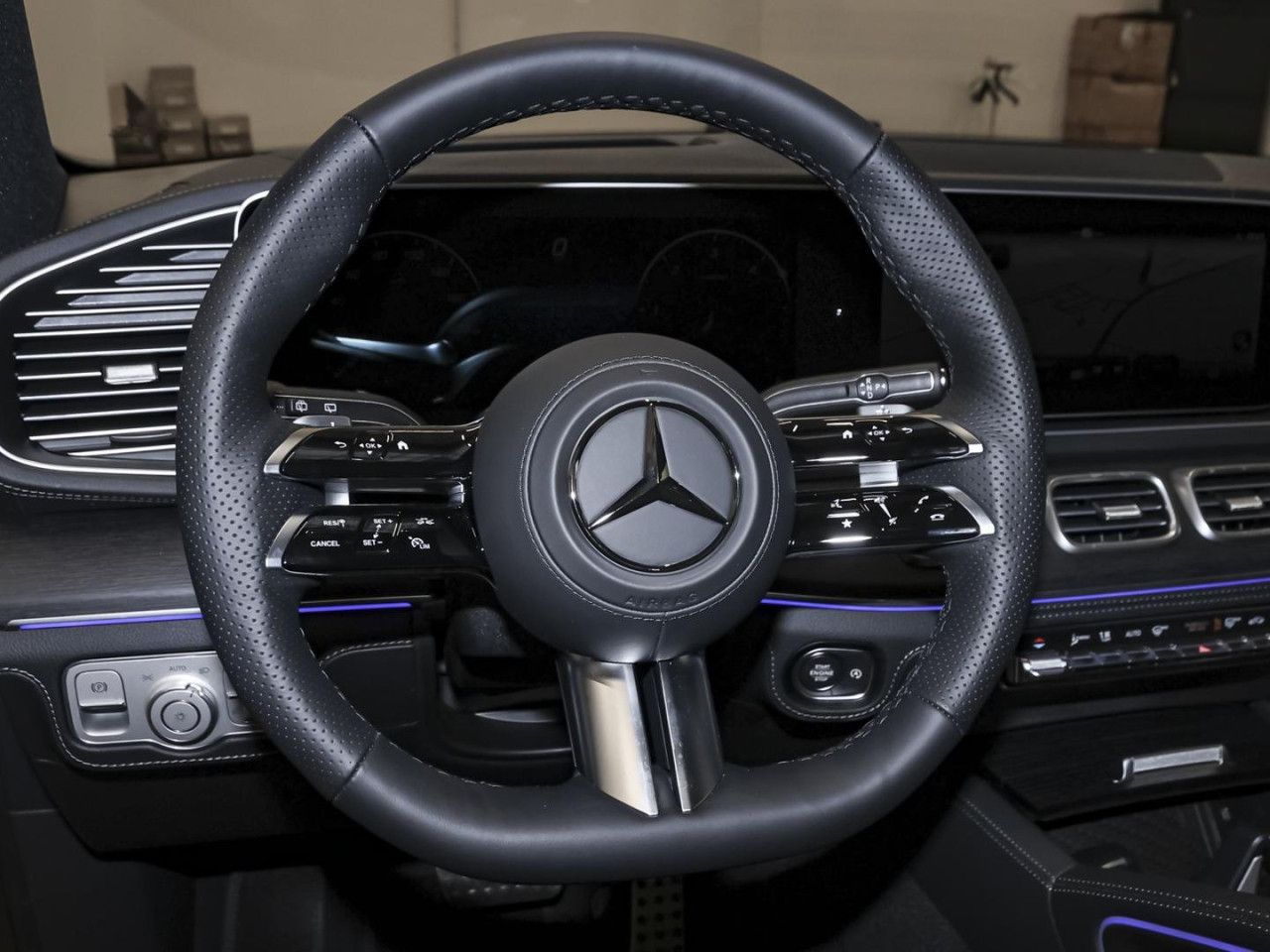 Mercedes-Benz GLS – Bild 14