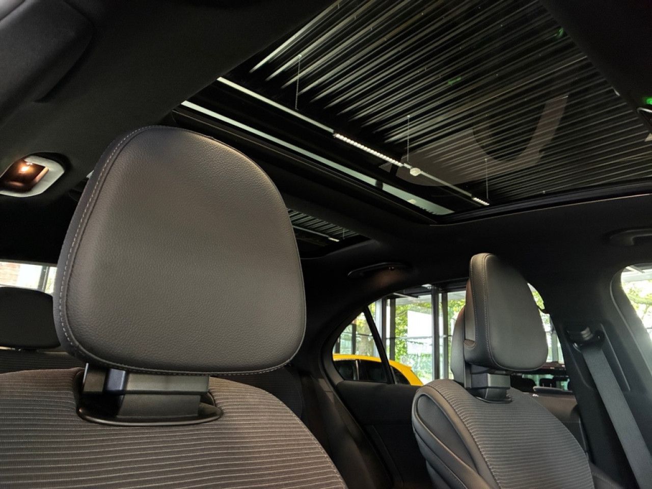 Mercedes-Benz C-Klasse – Bild 17