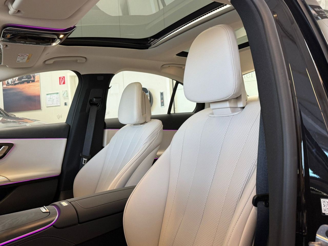 Mercedes-Benz E-Klasse – Bild 14