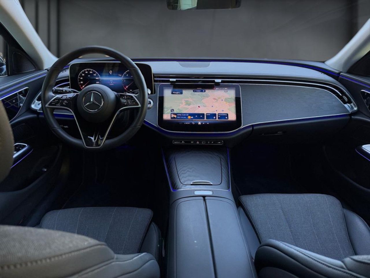 Mercedes-Benz E-Klasse – Bild 14