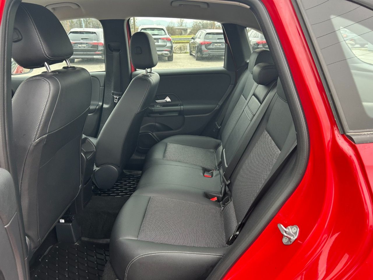 Fahrzeugbild 12 / 13