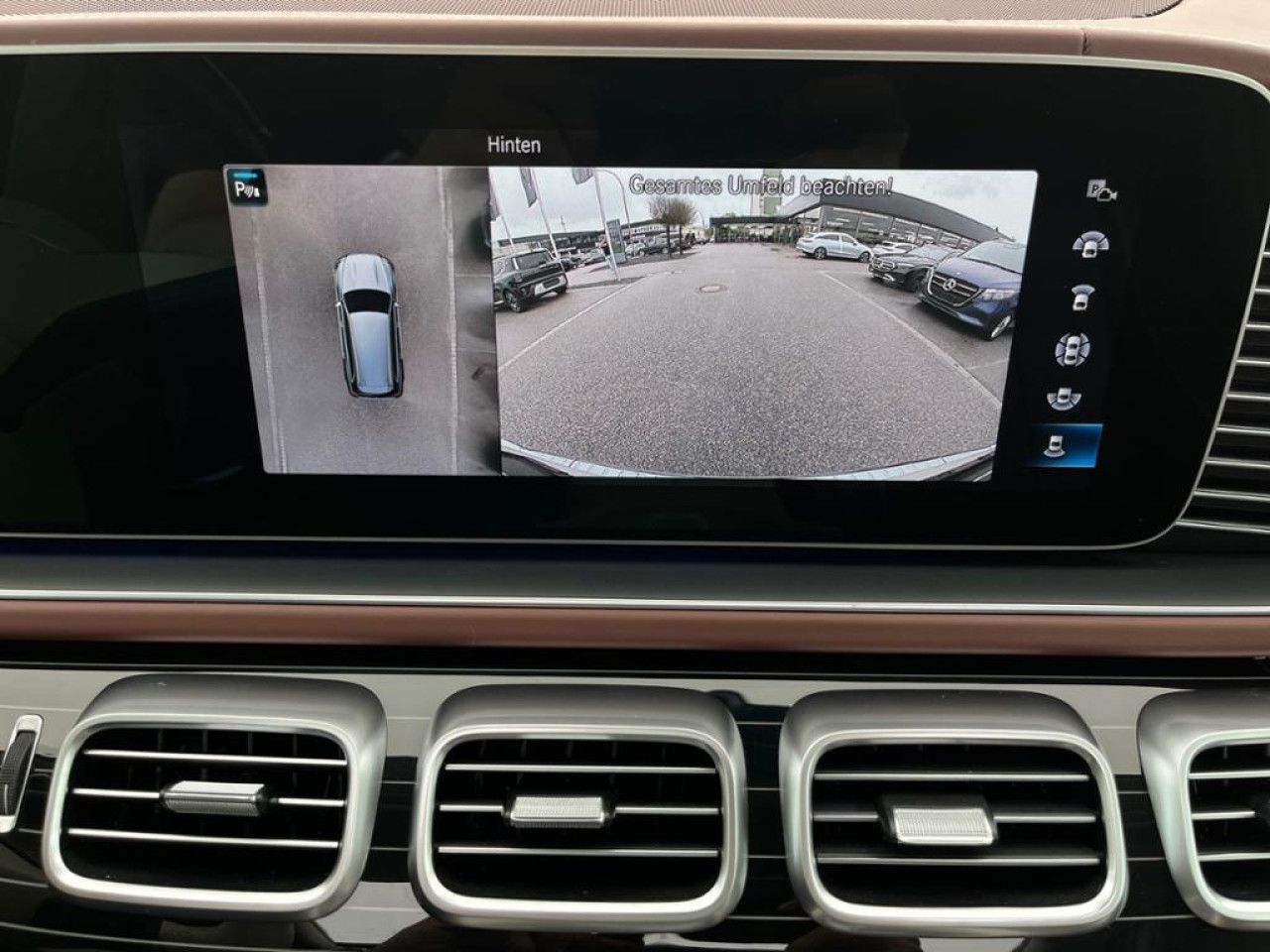 Mercedes-Benz GLS – Bild 28