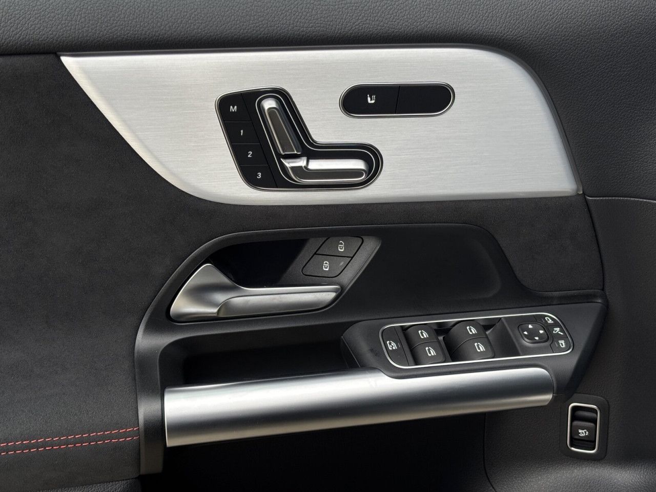Mercedes-Benz GLA – Bild 12
