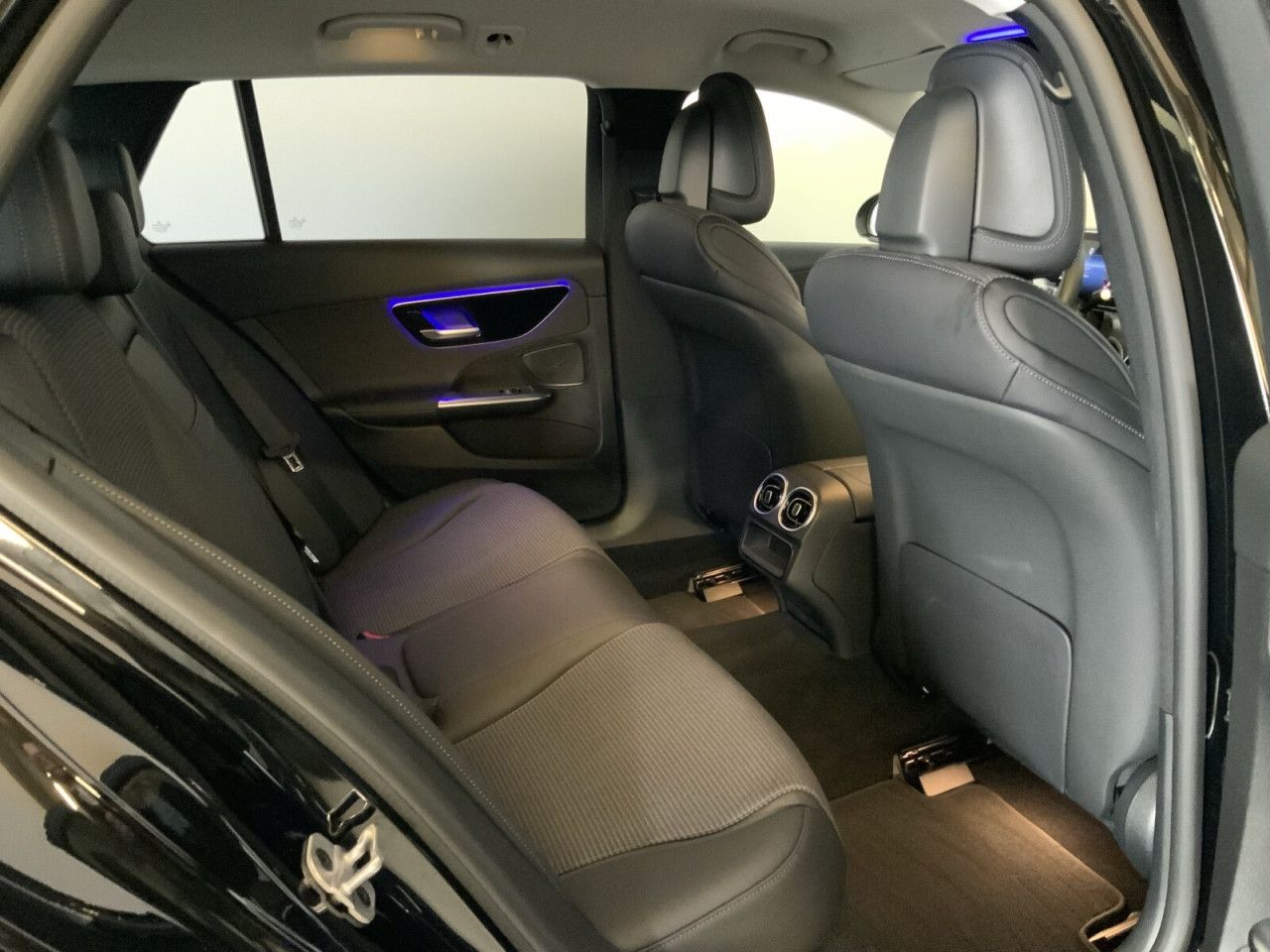 Mercedes-Benz C-Klasse – Bild 16