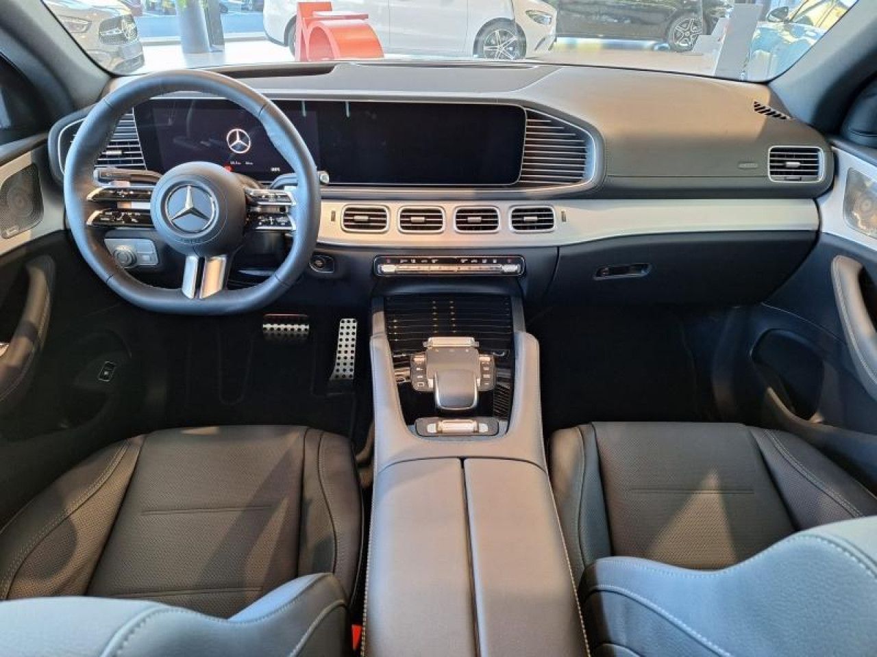 Photo du v&eacute;hicule 18 / 18