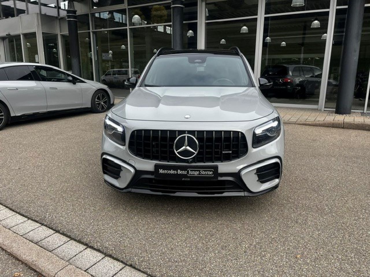 Mercedes-Benz GLB – Bild 2