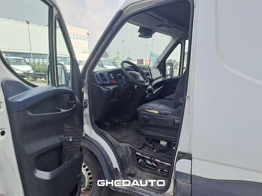 Immagine del veicolo 8 / 15