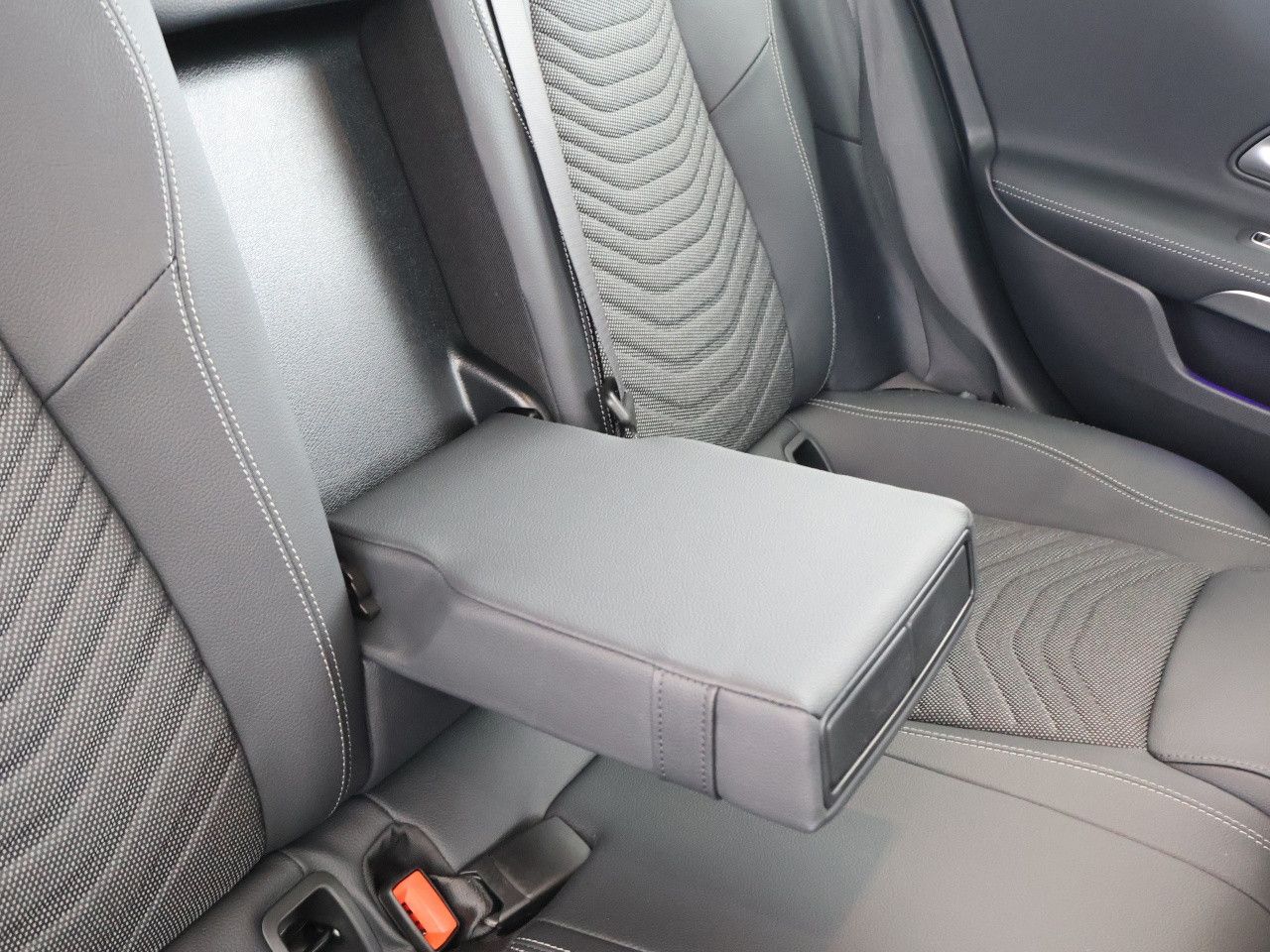 Mercedes-Benz A-Klasse – Bild 19
