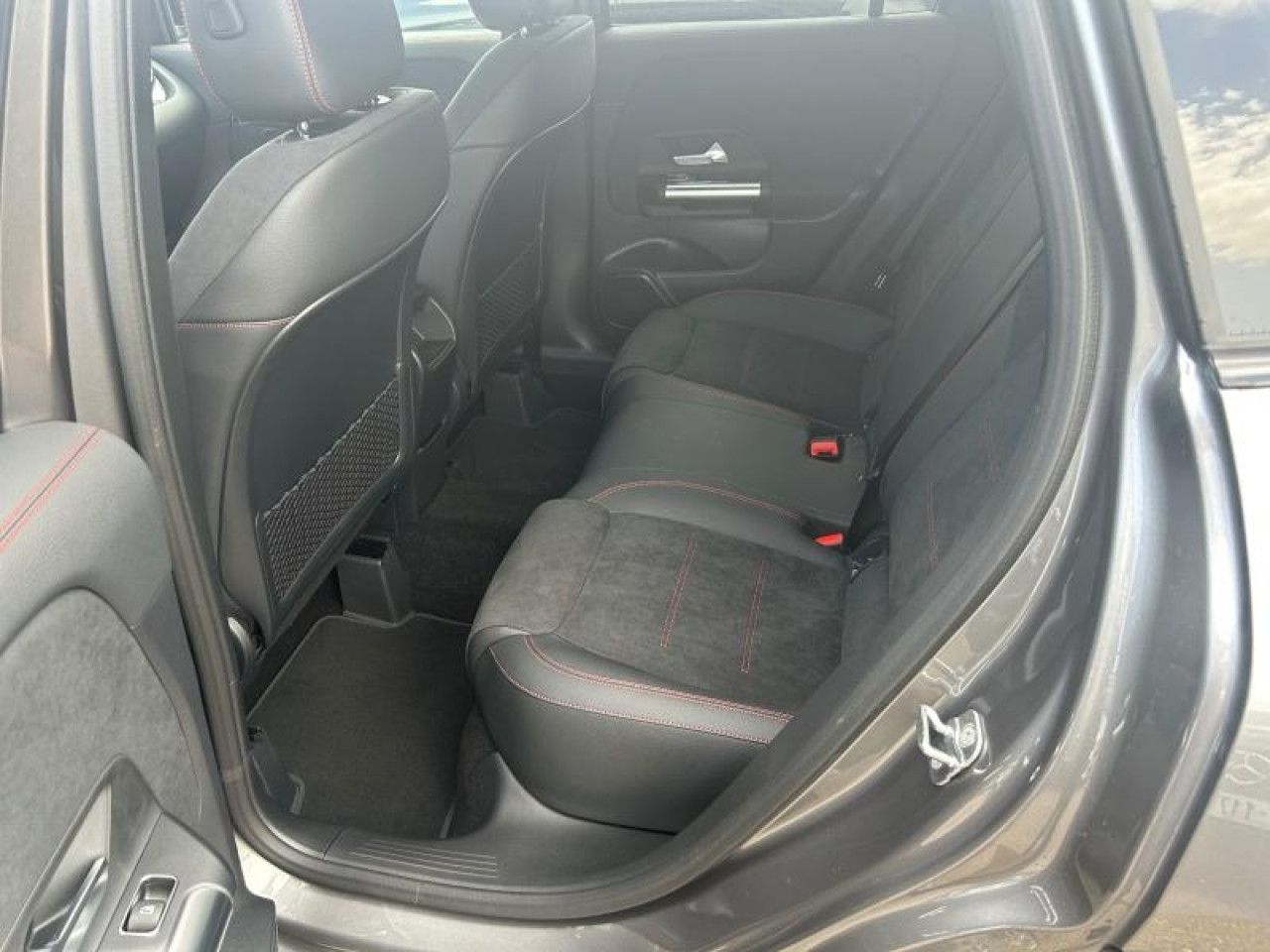 Photo du véhicule 5 / 6