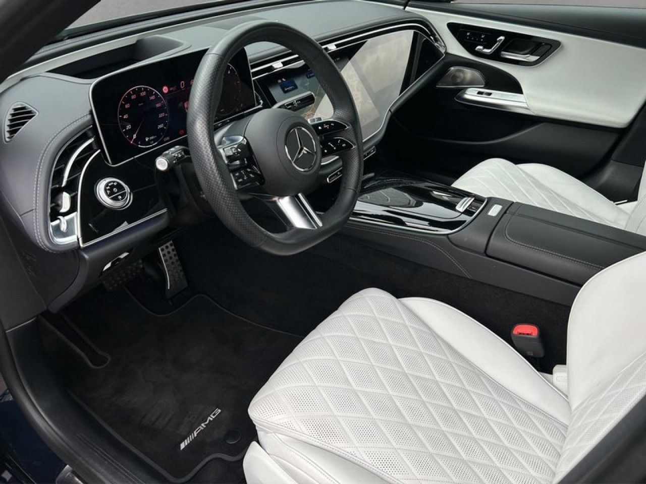 Mercedes-Benz E-Klasse – Bild 8