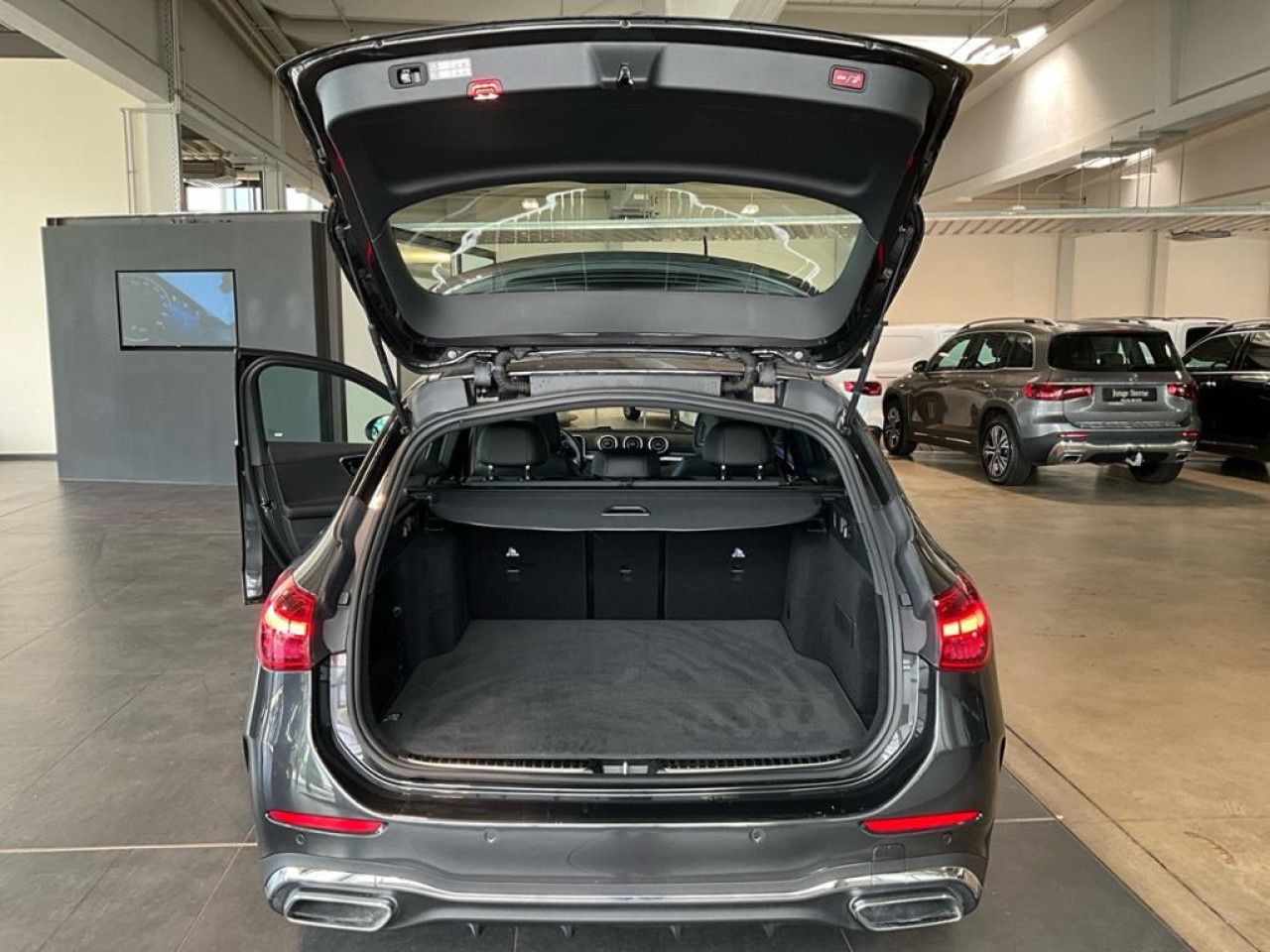 Mercedes-Benz C-Klasse – Bild 15