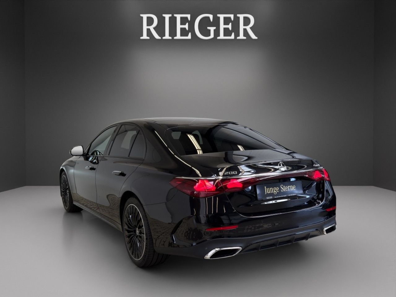 Mercedes-Benz E-Klasse – Bild 9