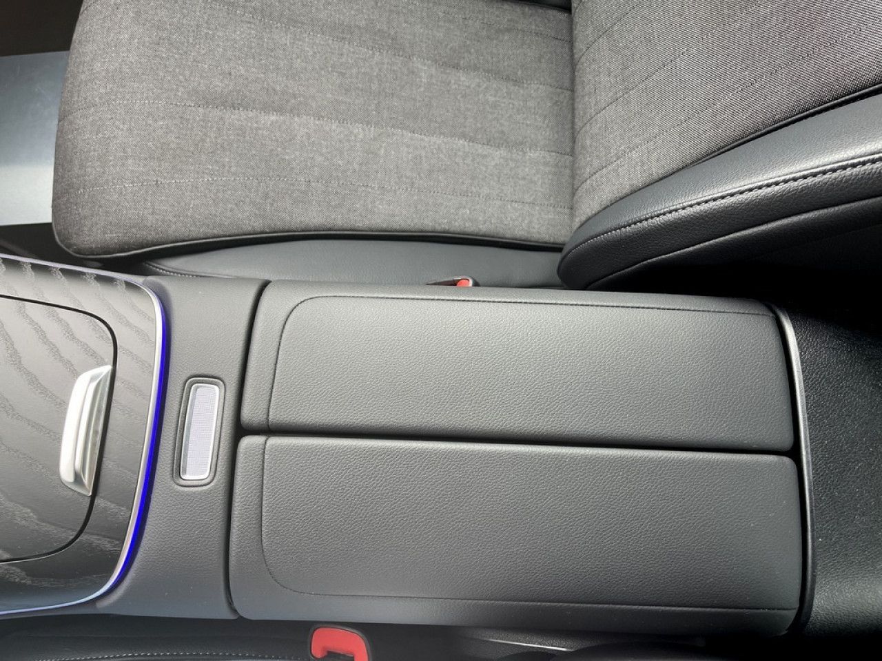 Mercedes-Benz E-Klasse – Bild 21