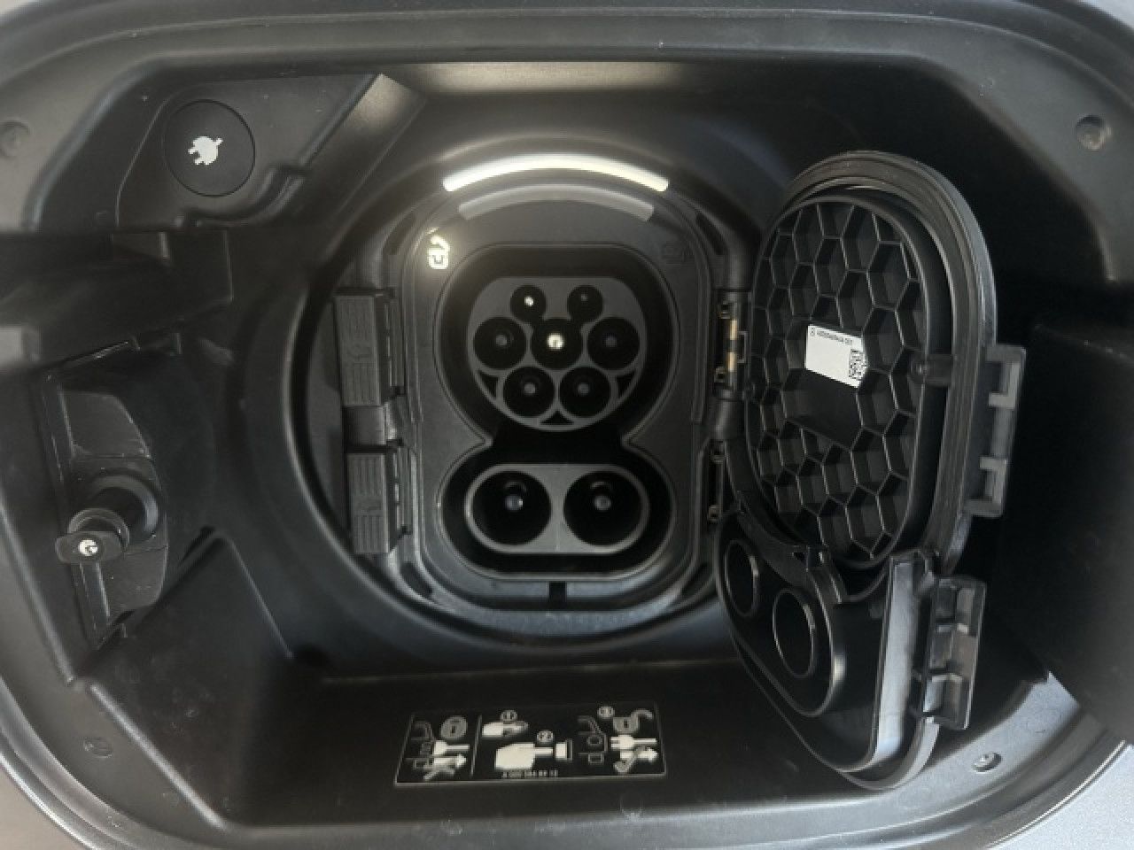 Mercedes-Benz EQB – Bild 10