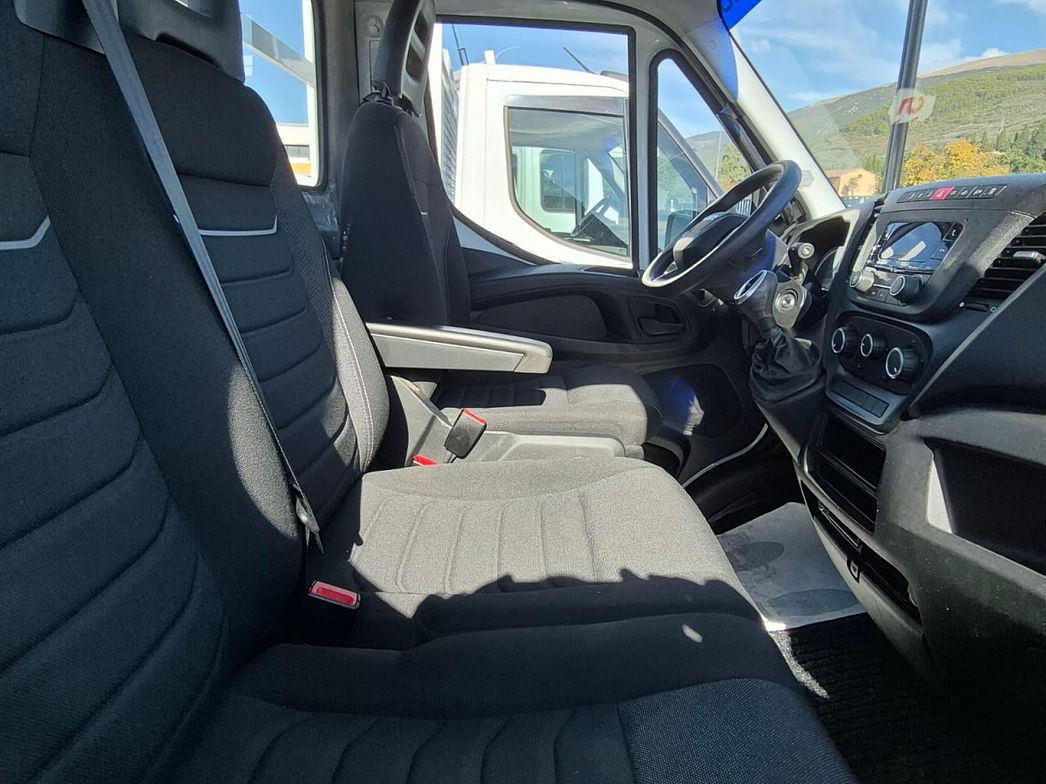 IVECO | 35C16H3.0A8