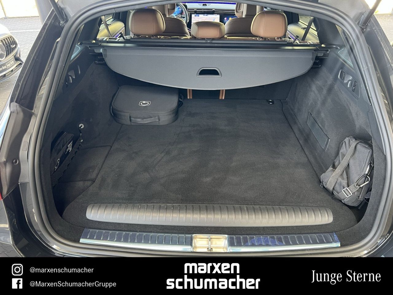 Mercedes-Benz E-Klasse – Bild 13