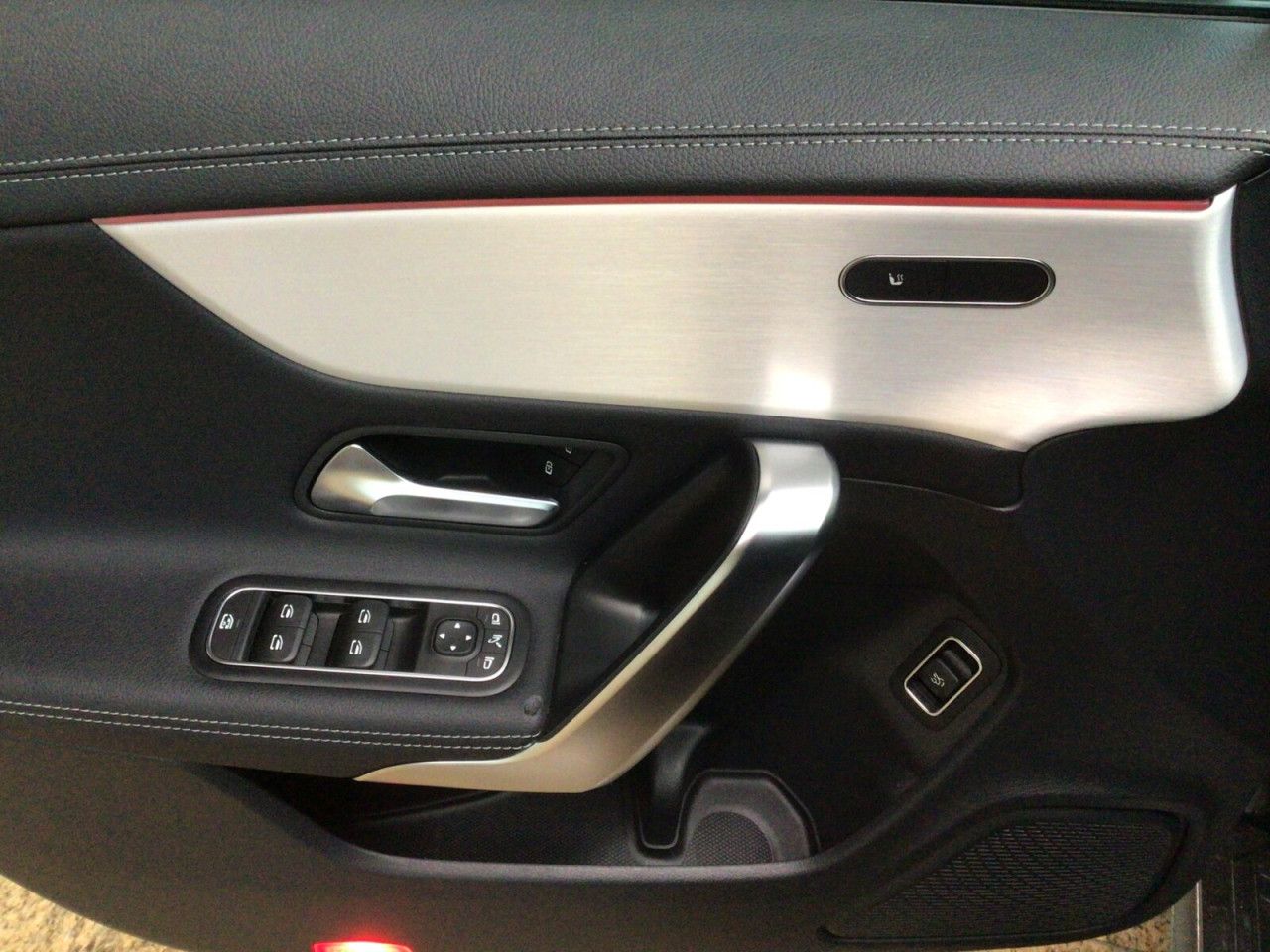 Fahrzeugbild 13 / 16