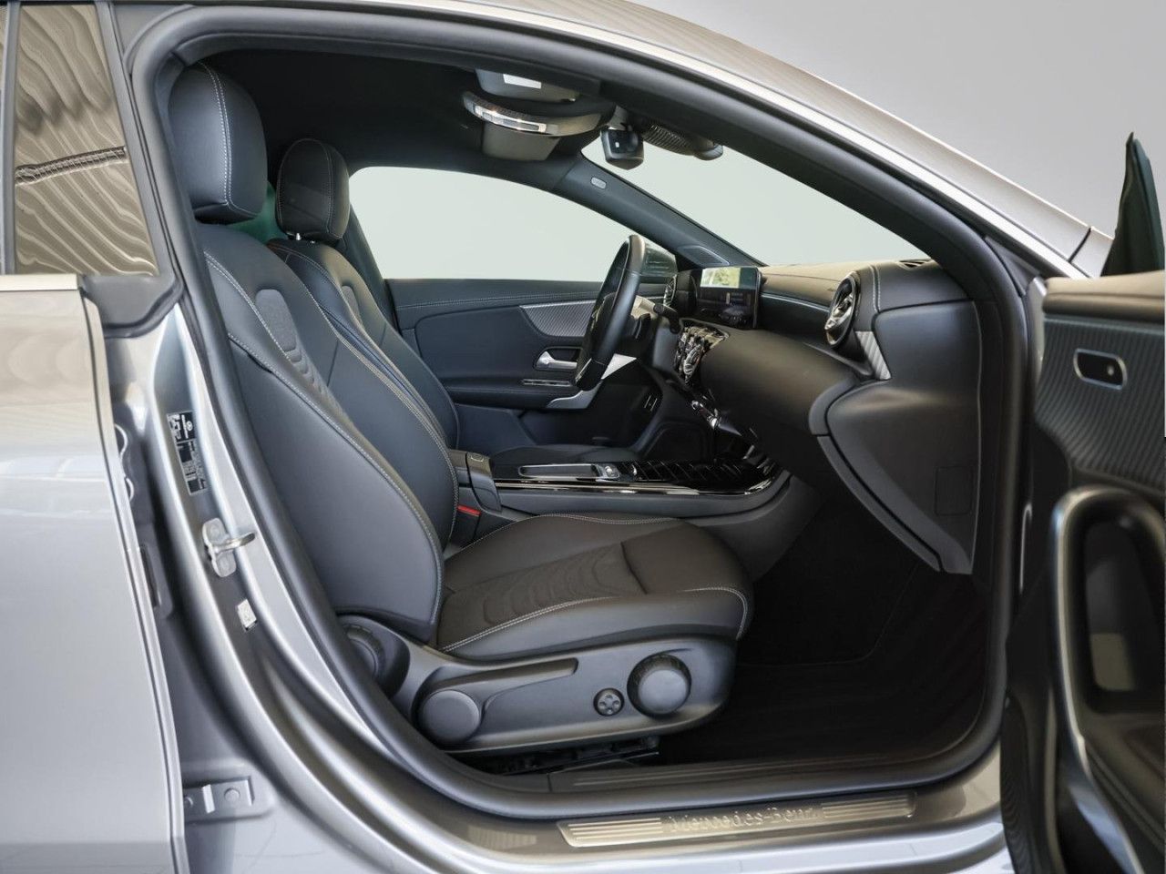 Mercedes-Benz CLA – Bild 2
