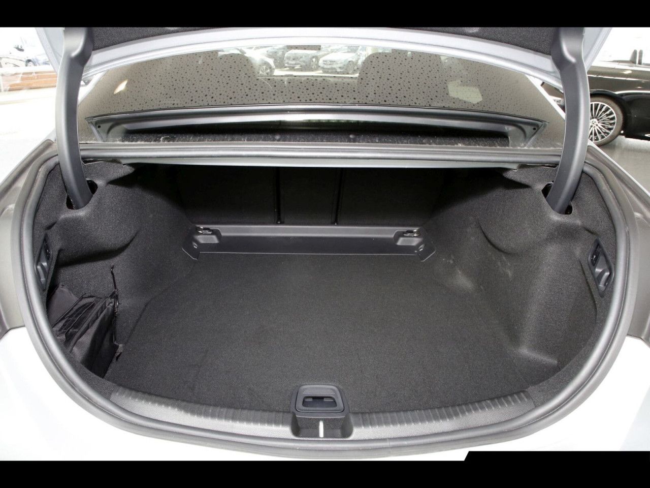 Mercedes-Benz C-Klasse – Bild 15