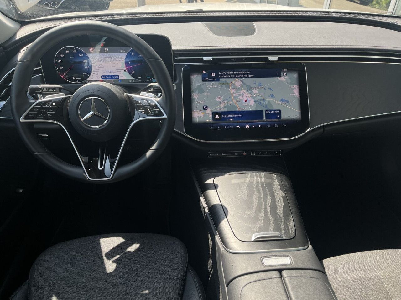 Mercedes-Benz E-Klasse – Bild 19