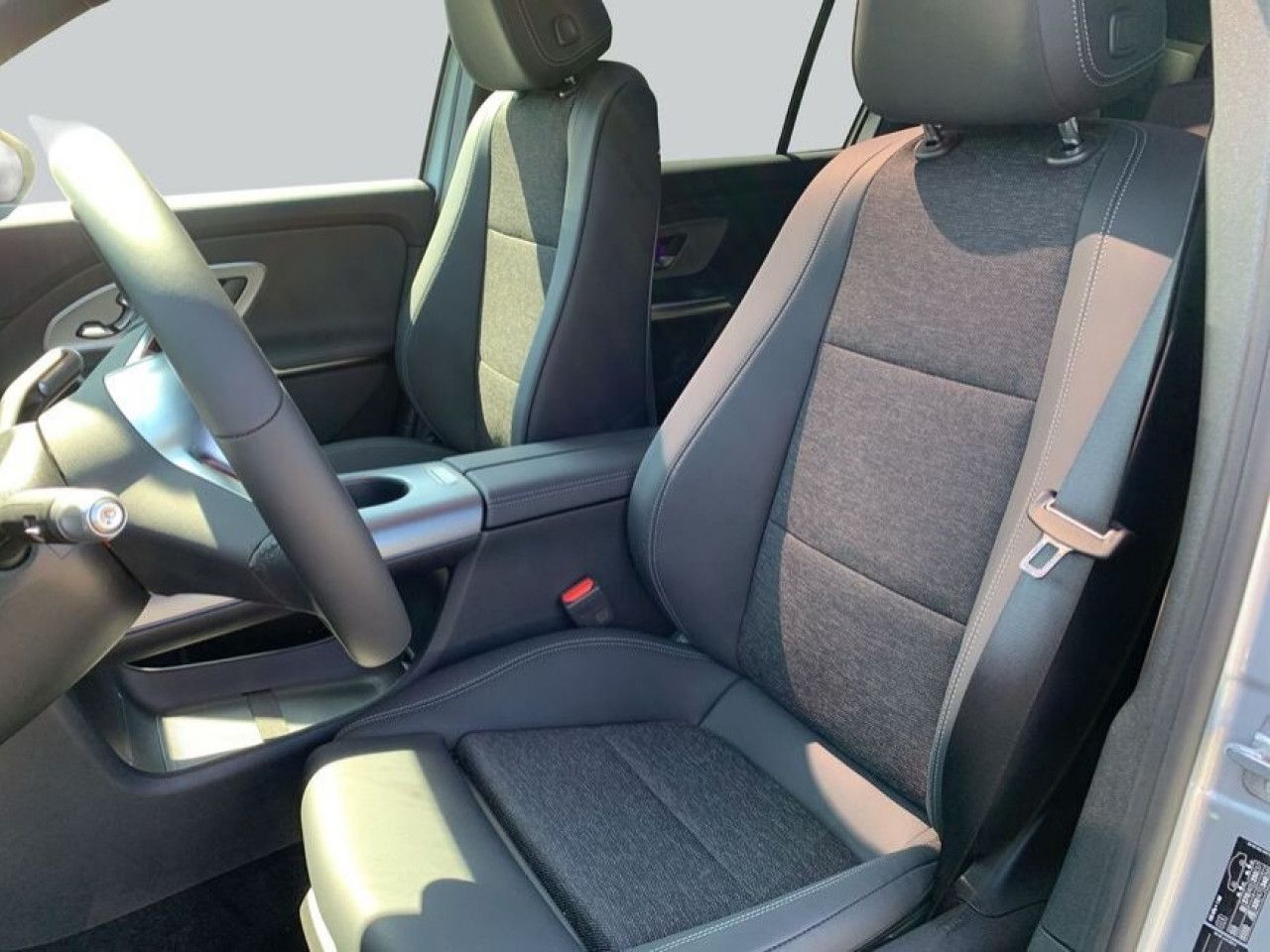 Mercedes-Benz GLB – Bild 11