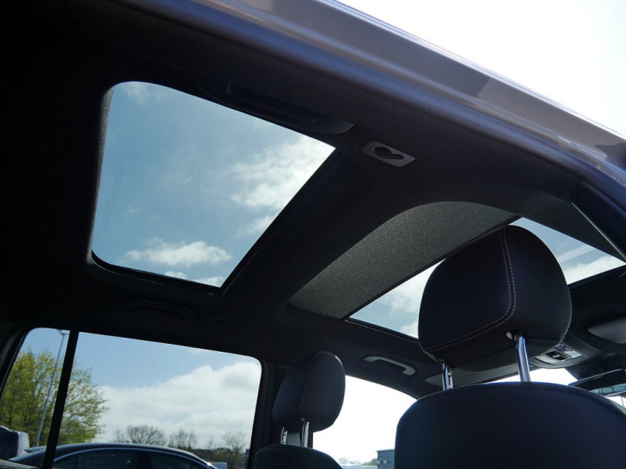 Mercedes-Benz GLB – Bild 8