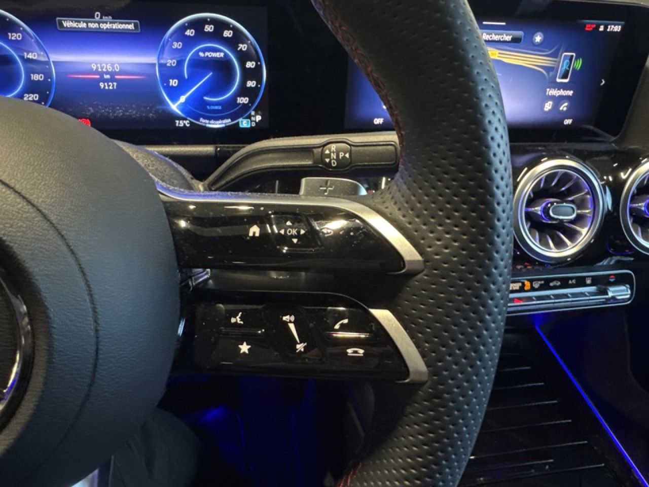 Photo du v&eacute;hicule 15 / 18