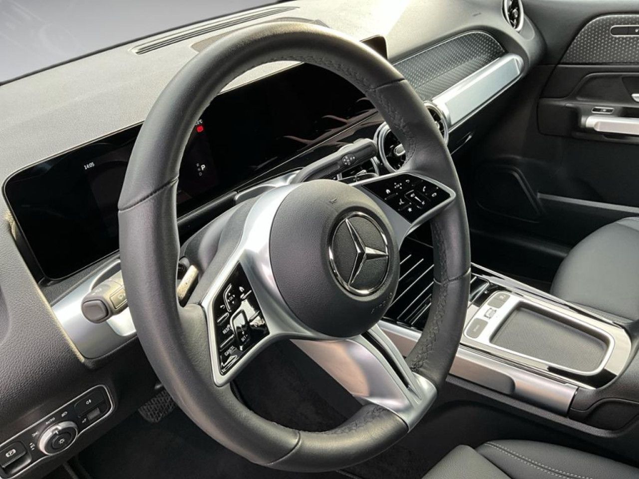 Mercedes-Benz GLB – Bild 9