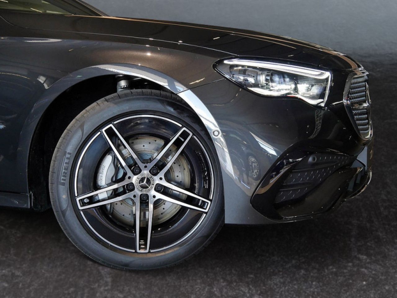 Mercedes-Benz E-Klasse – Bild 4