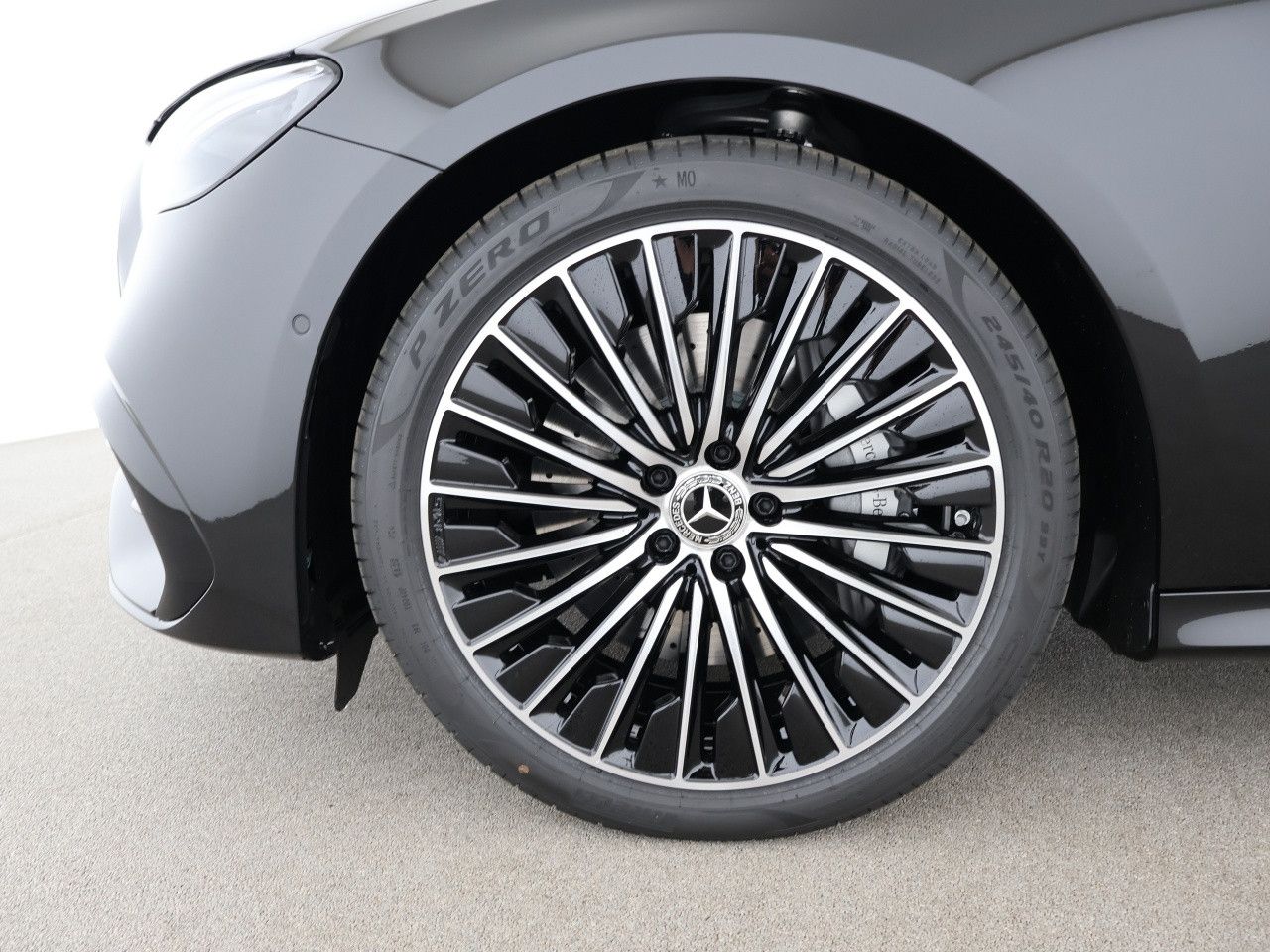 Mercedes-Benz E-Klasse – Bild 16