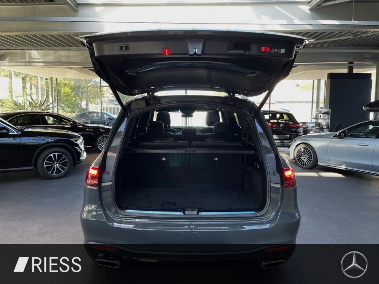 Mercedes-Benz GLS – Bild 18
