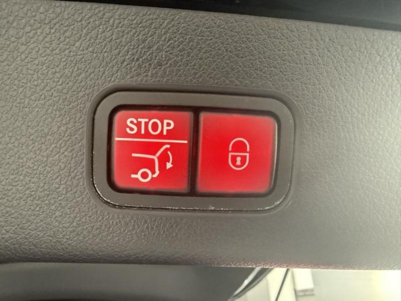 Photo du v&eacute;hicule 15 / 18