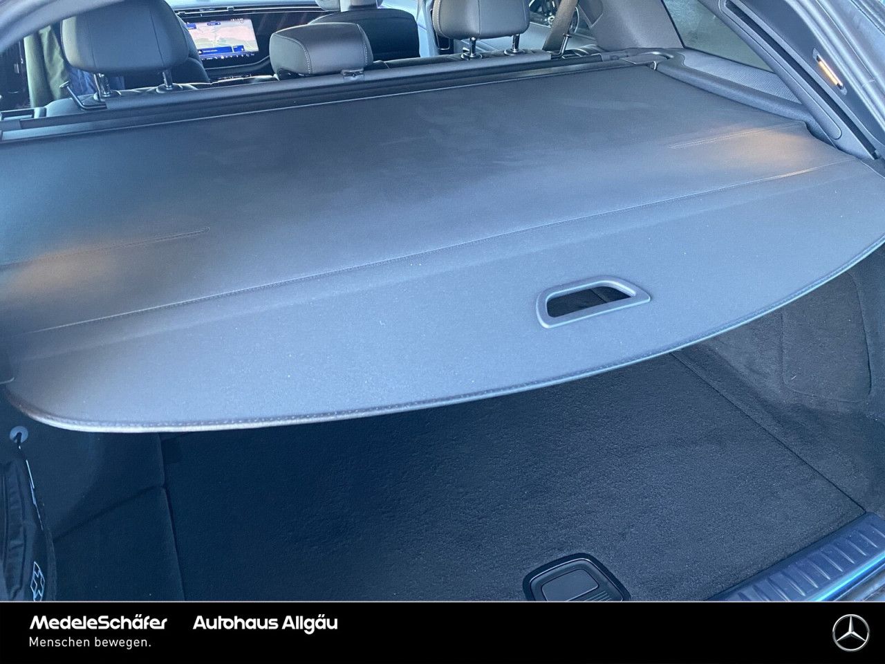 Mercedes-Benz E-Klasse – Bild 8