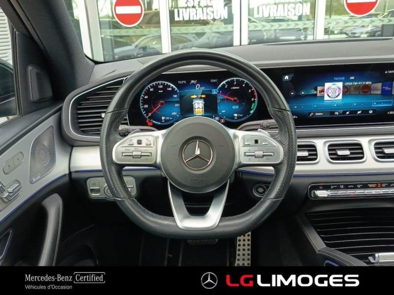 Photo du v&eacute;hicule 14 / 18