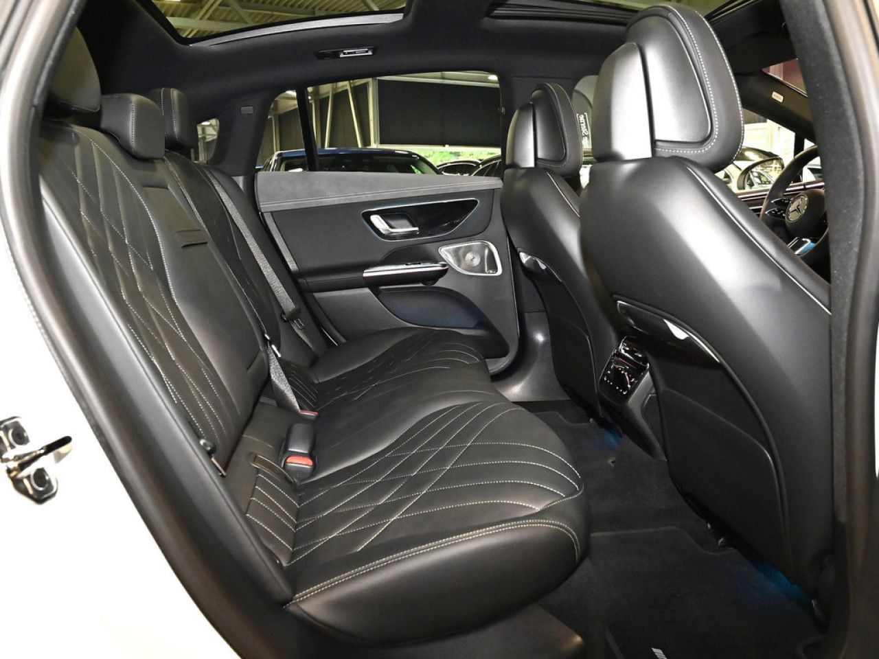 Mercedes-Benz EQE – Bild 9