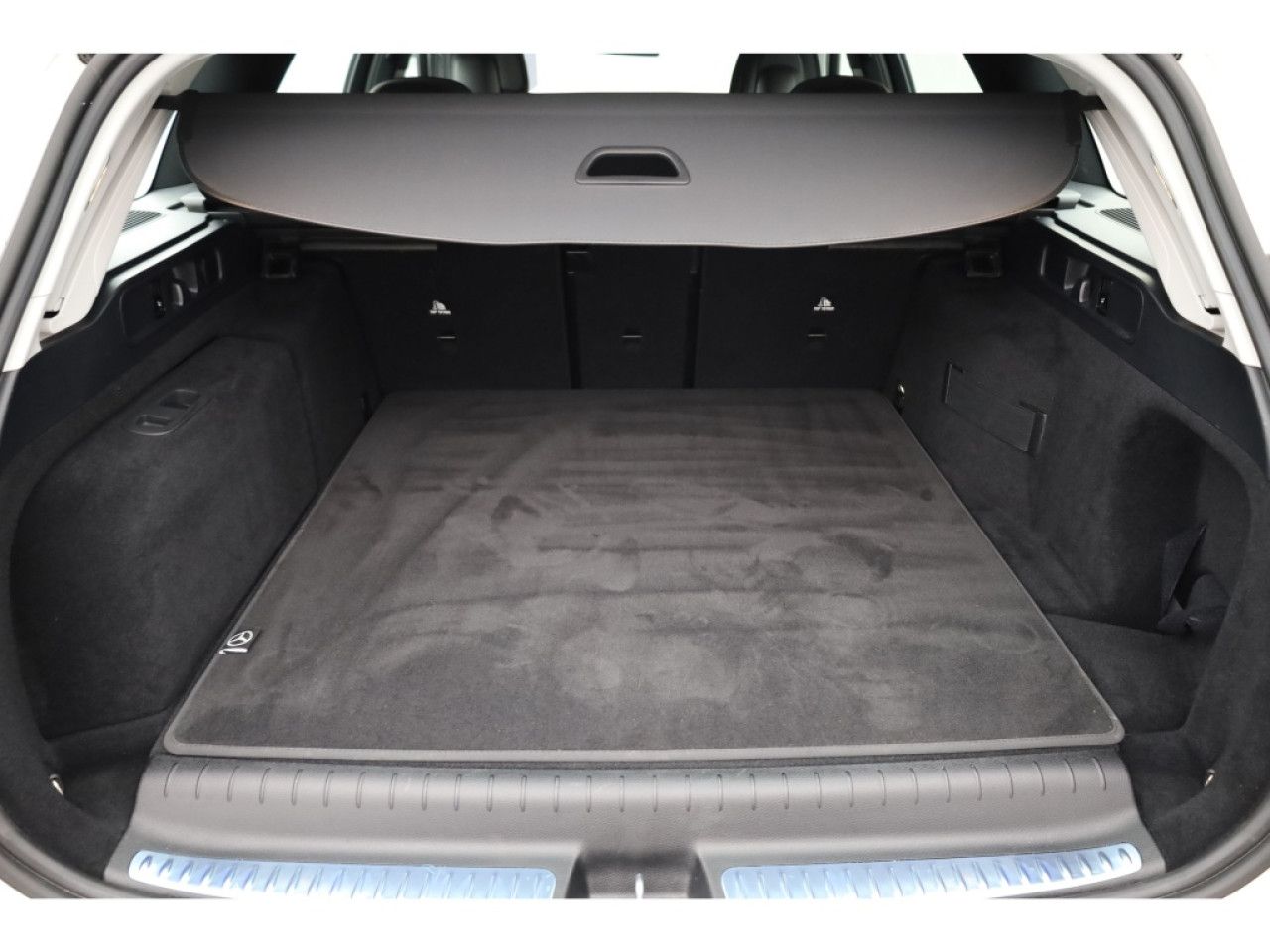 Mercedes-Benz C-Klasse – Bild 12